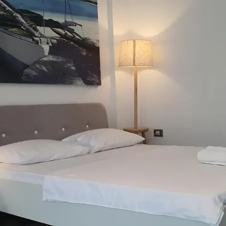 Alezzy Family Studio Apartament Năvodari
