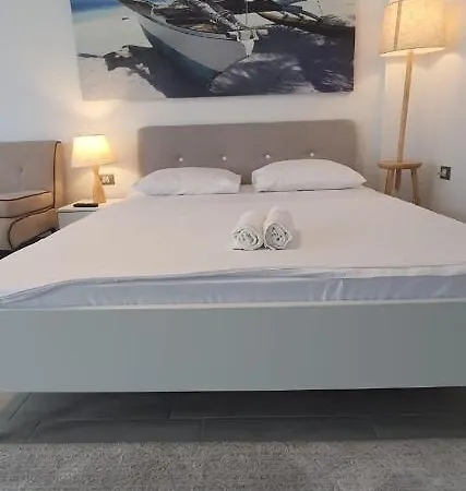 Alezzy Family Studio Apartment